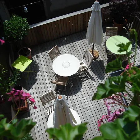 In With Terrace ريكفيهر